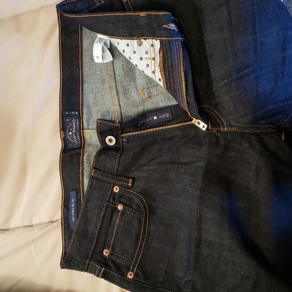 Men's LUCKY BRAND  dark wash jeans. 420 Athletic Fit.